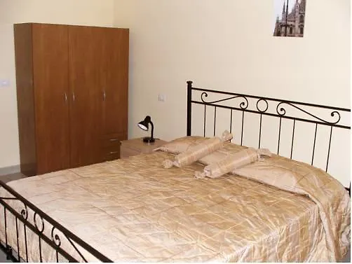 Le Charme House 2 Bed and Breakfast Rome 2*,  Italië