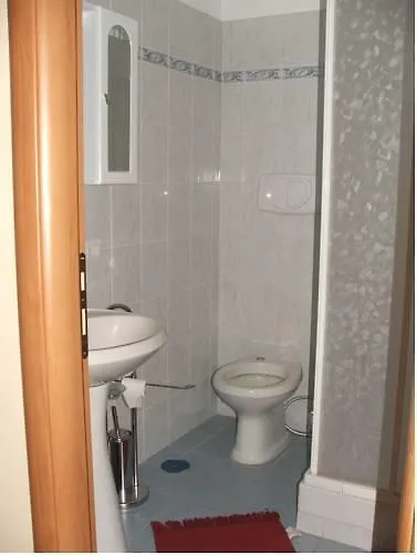 **  Le Charme House 2 Bed & Breakfast Rome Italy