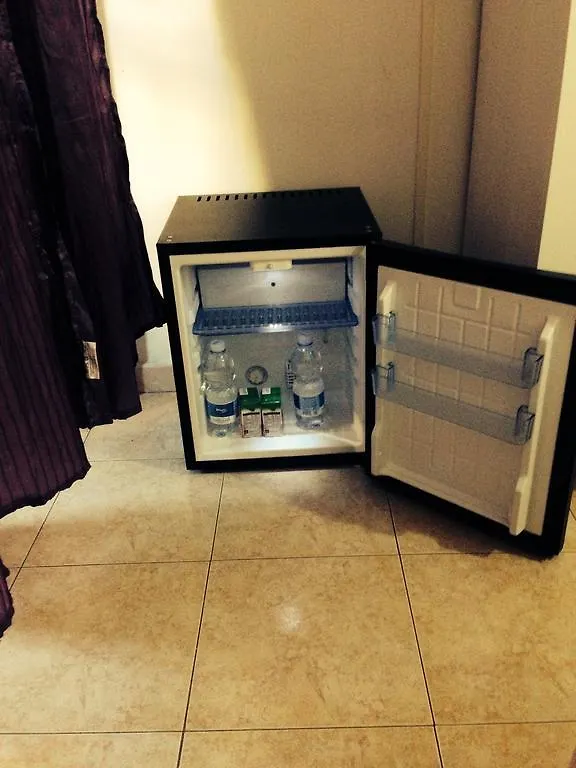 Le Charme House 2 Bed & Breakfast Roma